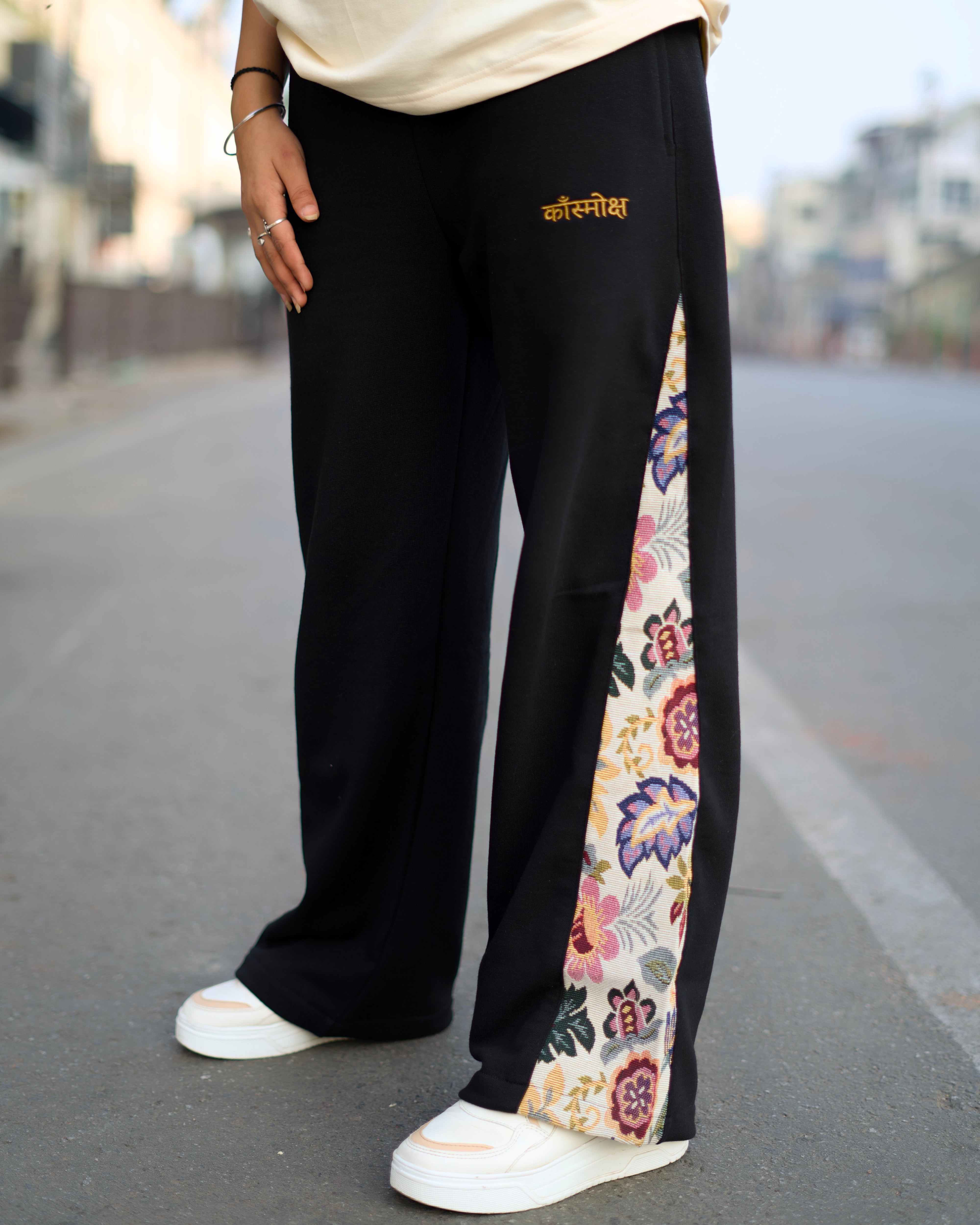INNER BLOOM — BLACK OBSIDIAN STUDIO PANTS