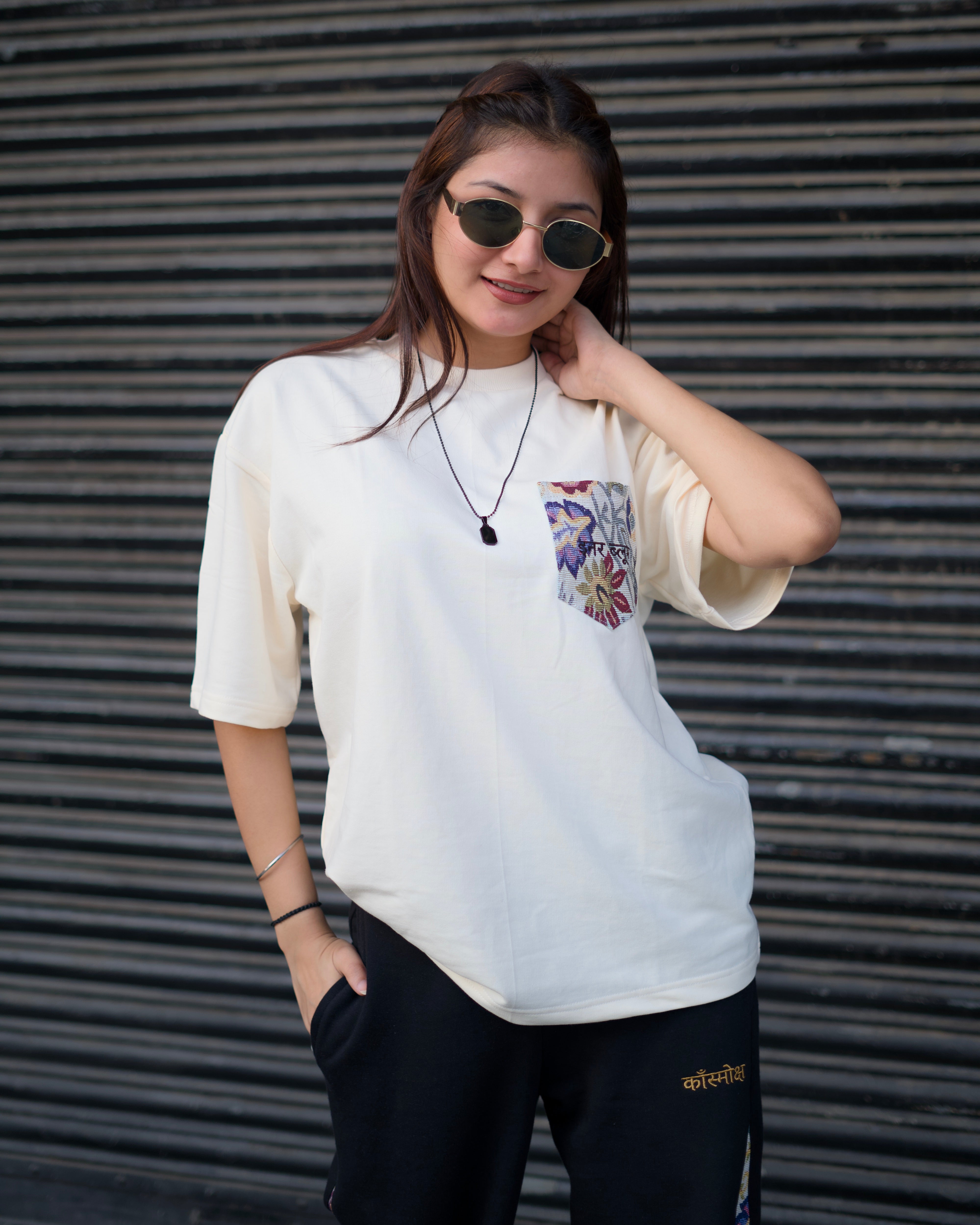 INNER BLOOM™ IVORY WHITE T-SHIRT
