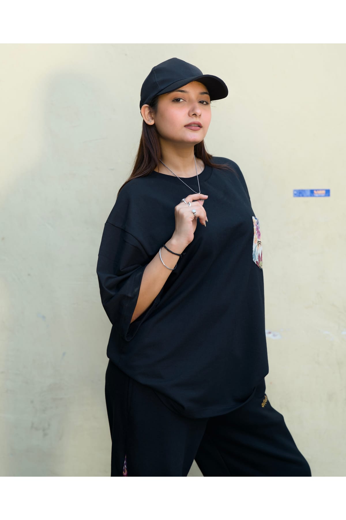 INNER BLOOM™ BLACK OBSIDIAN T-SHIRT