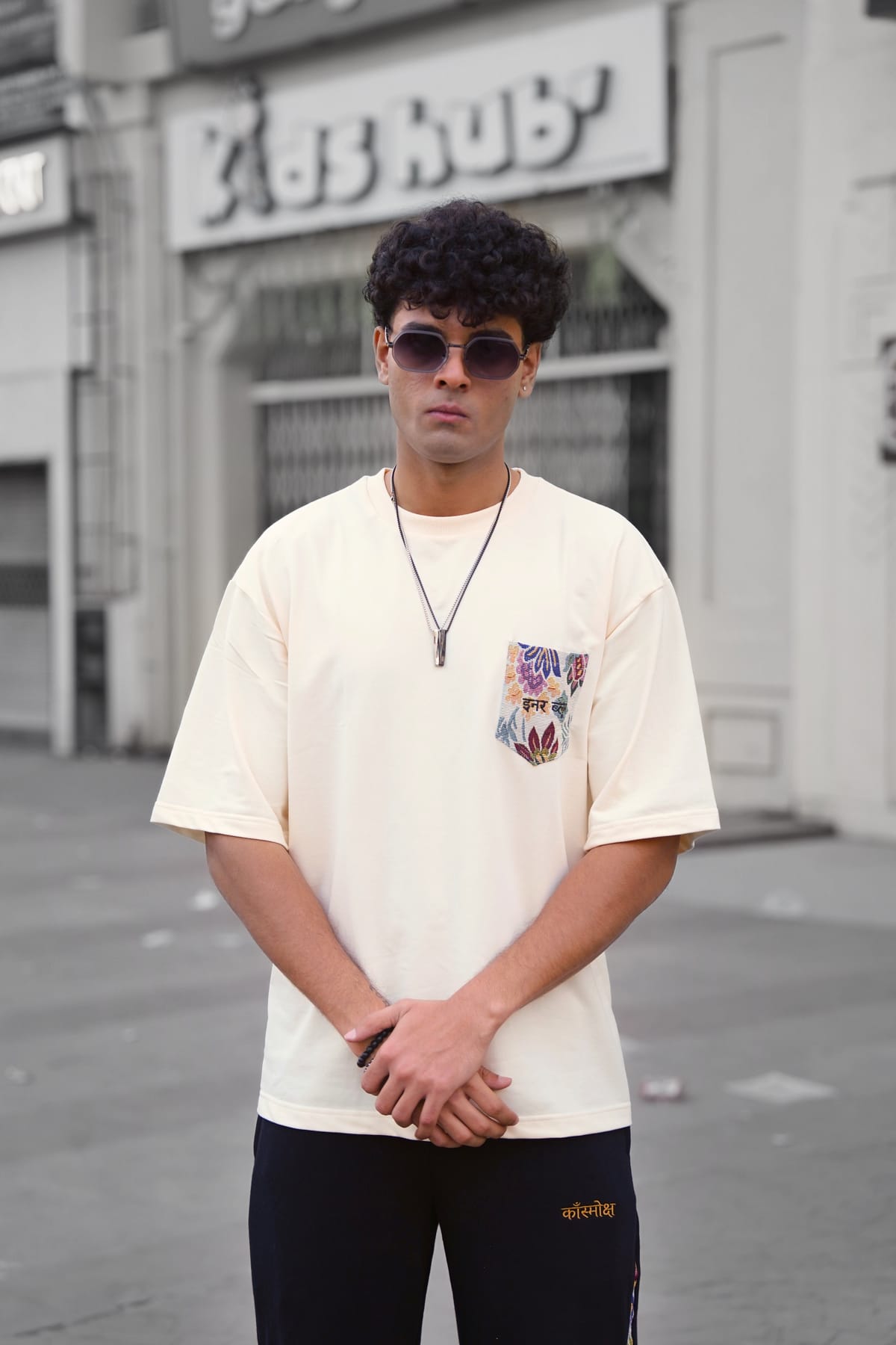 INNER BLOOM™ IVORY WHITE T-SHIRT