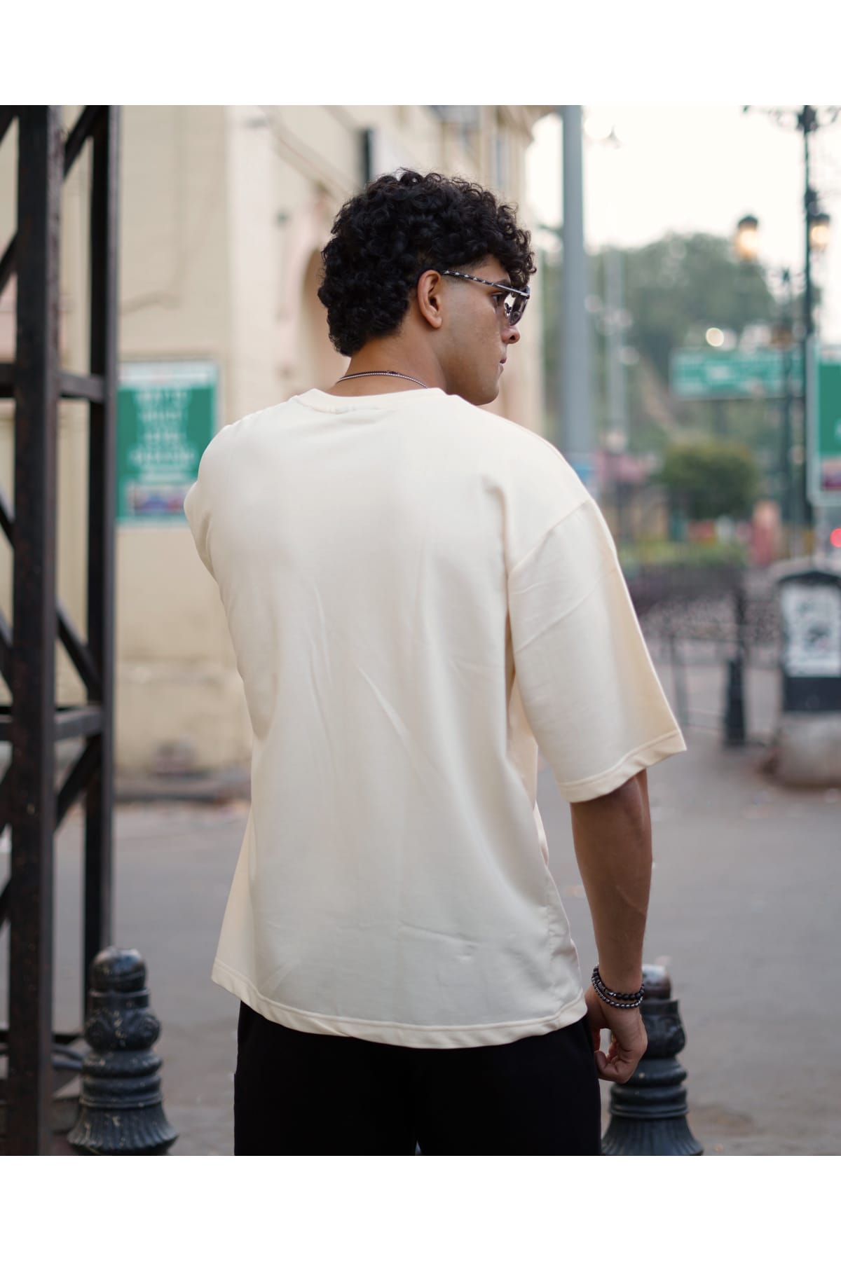 INNER BLOOM™ IVORY WHITE T-SHIRT